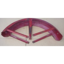 FRONT FENDER - TYPE 634,472 - WITH STRUTS - (OLDEST TYPE) - RED